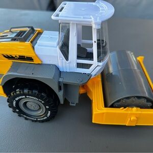 Construction Toy Vehicle with Roller - Yellow and Gray